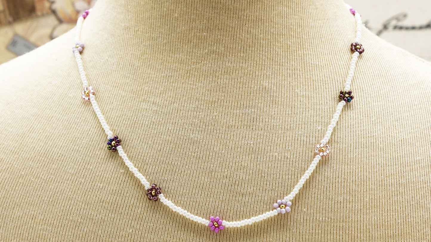 Boho Beaded Flower Necklace