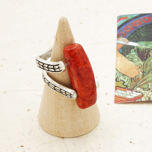 Coral Stone Ring – Wholesale Listing (Assorted Gold & Silver Bronze Bands)