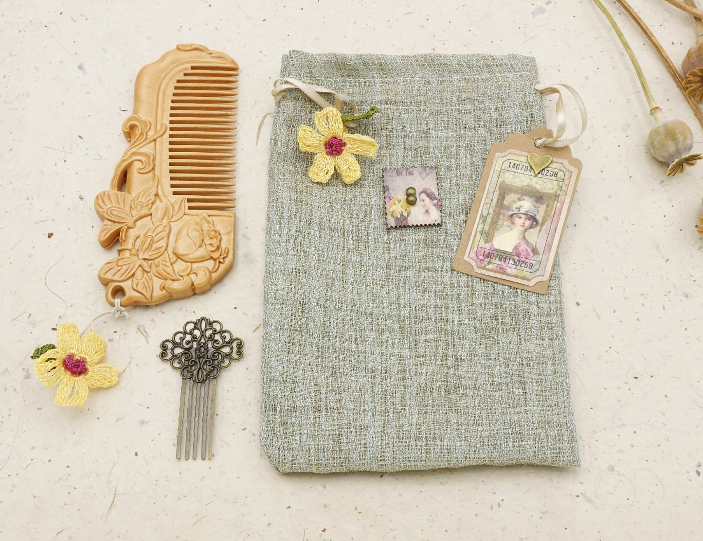 Hair Comb Gift Set in a Pouch - Verna Artisan Works