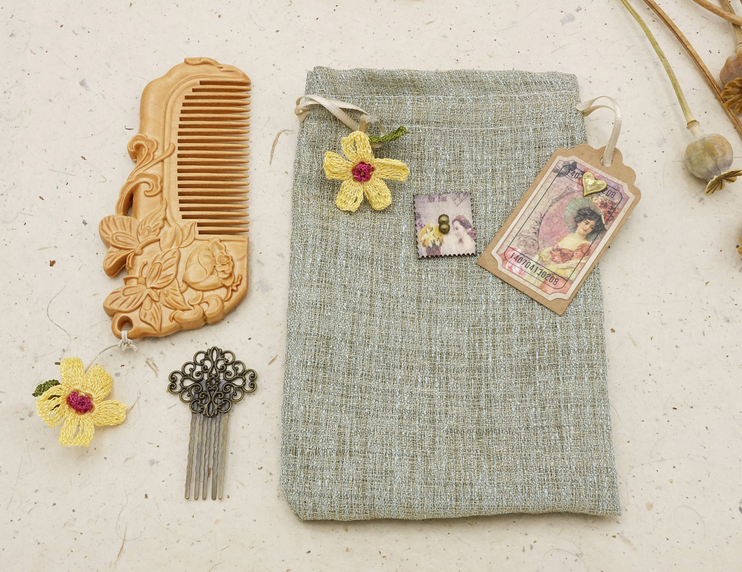 Hair Comb Gift Set in a Pouch - Verna Artisan Works