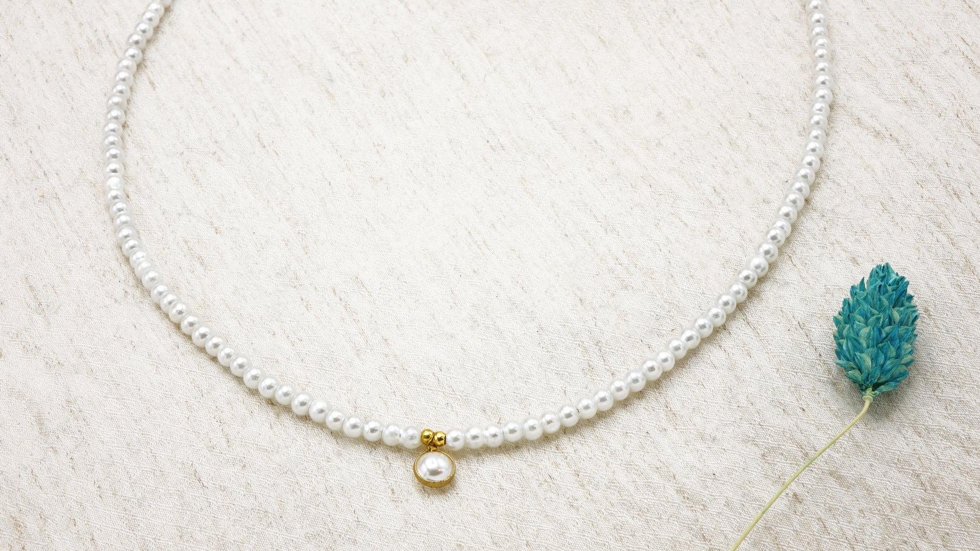 Dainty Faux Pearl Necklace