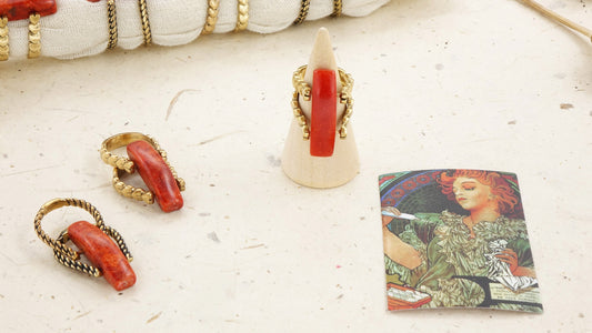 Coral Stone Ring – Wholesale Listing (Assorted Gold & Silver Bronze Bands)