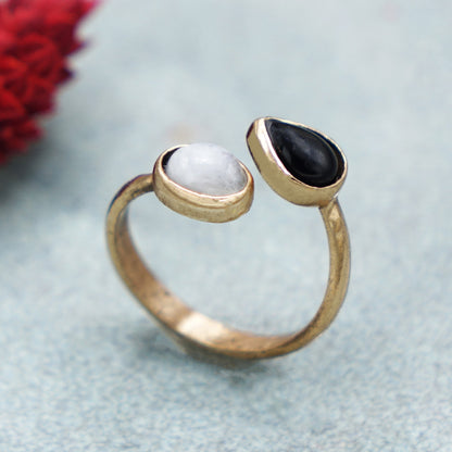 Onyx and Moonstone Double Gemstone Ring