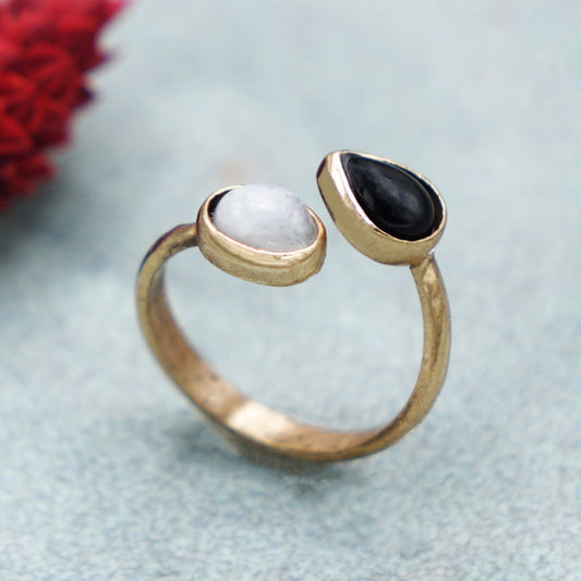 Onyx and Moonstone Double Gemstone Ring