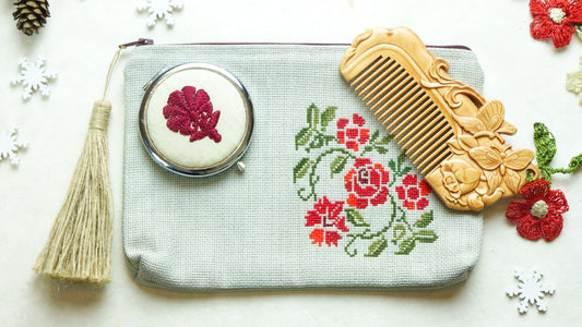 Christmas Floral - Vanity Makeup Letterbox Gift Set - Verna Artisan Works