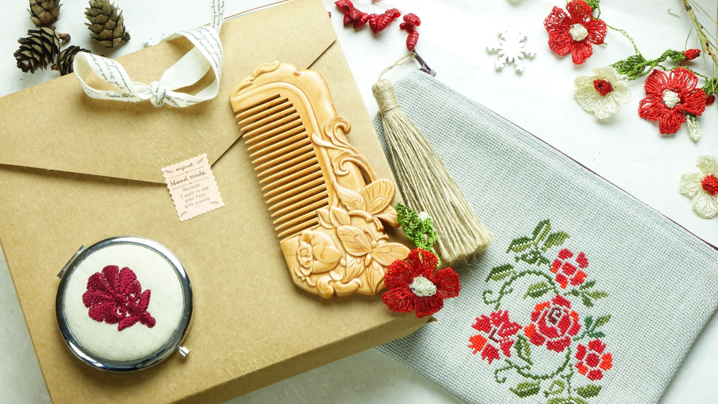 Christmas Floral - Vanity Makeup Letterbox Gift Set - Verna Artisan Works
